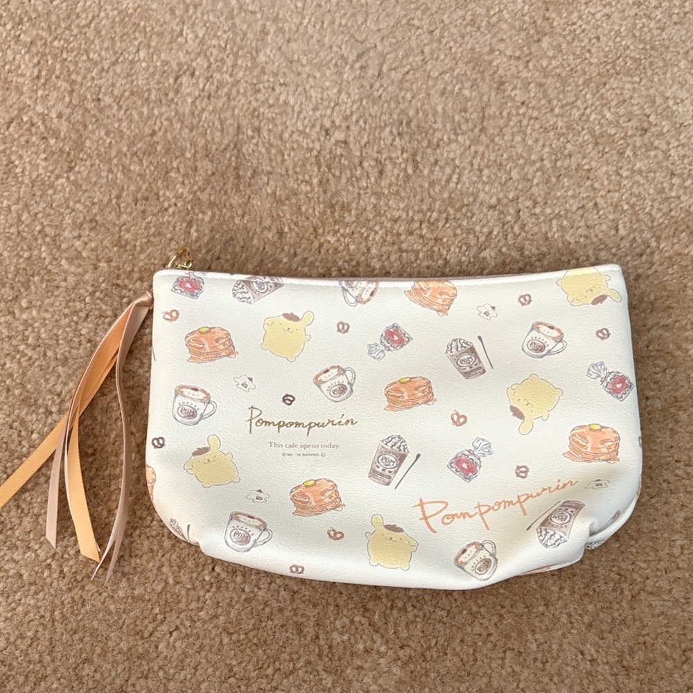 Sanrio’s PomPomPurim Cream Mini Pouch for sale!